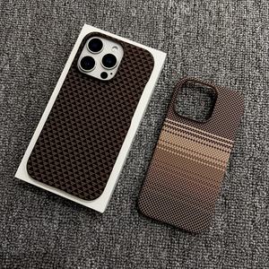 <span class=keywords><strong>Coque</strong></span> de Téléphone Mobile Magnétique en PC Rigide Mince Luxe Texturée Fibre de Carbone pour <span class=keywords><strong>iPhone</strong></span> 12 <span class=keywords><strong>13</strong></span> 14 15 16 <span class=keywords><strong>Pro</strong></span> <span class=keywords><strong>Max</strong></span> Plus Antichoc - Product Image 4