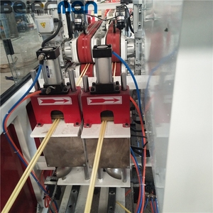 Chaîne de production de profil de PVC YF600 avec la capacité élevée 60-700 KG/H et approprié <span class=keywords><strong>particulier</strong></span> à l'extrusion à grande vitesse du profil - Product Image 6