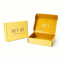 Boîte d'expédition en carton ondulé personnalisée avec design de marque pour la livraison de vêtements en ligne, boîte de colisage en papier