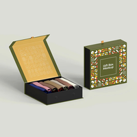 Boîte cadeau de luxe personnalisée pour foulards et vêtements, avec logo doré, couvercle et base rigides, pour la vente au détail en boutique