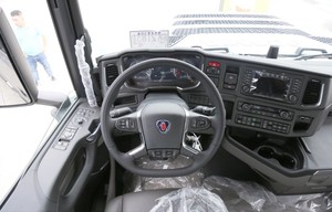 Xe đầu kéo Scania S Series 650HP 6x2, động cơ diesel nặng, tiêu chuẩn khí thải Euro 6, hộp số tự động/số sàn, tay lái trái/phải - Product Image 6