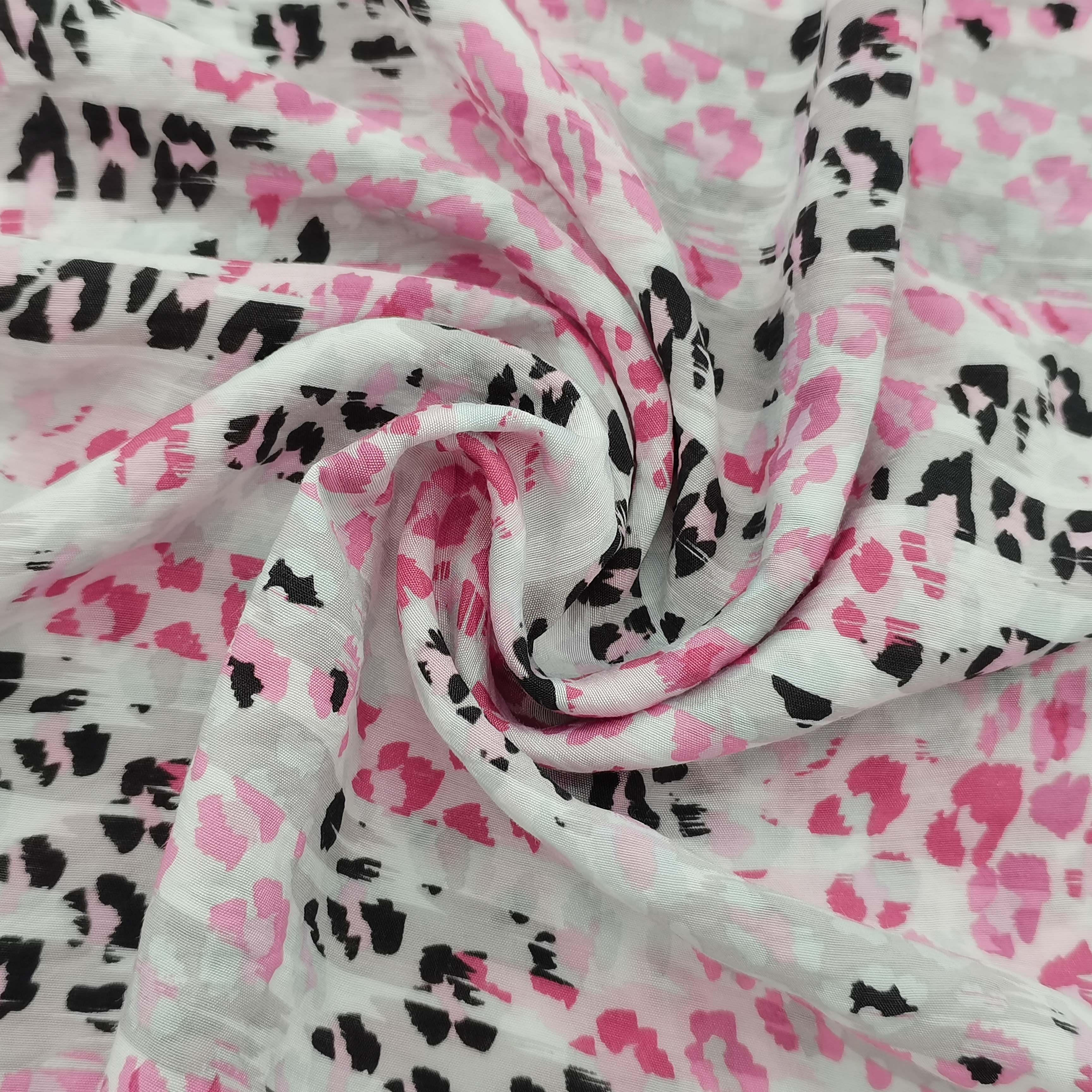 Moquan Leopard Print Pattern Nylon Rayon Printed Fabric Lightweight Sheer Breathable for Dresses & Shirts
