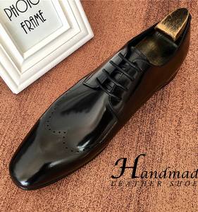 Chaussures en cuir haut de gamme pour hommes - Nouveau style de chaussures Oxford en cuir véritable gravé - Chaussures de mariage de qualité supérieure - Product Image 4