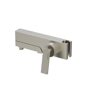 Application large de conception compacte et peu encombrante universelle de robinet d'ablution de cuisine de mur - Product Image 1