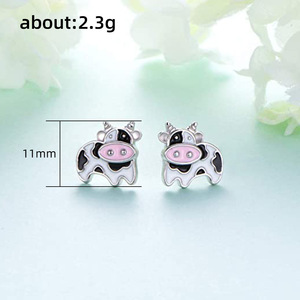 Orecchini a Perno Mini a Forma di Mucca Maculata per Donne, Gioielli per Orecchie con Animali Cartoon Carini - Product Image 5