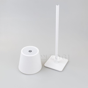 Elegante impermeable portátil creativo DIY Metal RGB luz táctil atenuación lámpara de mesa recargable - Product Image 6