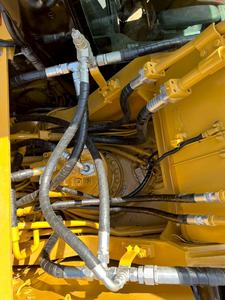 รถขุดตีนตะขาบมือสอง30ton CAT330D2L รถตักยี่ห้อแมวญี่ปุ่น95% ใหม่สภาพดี - Product Image 5