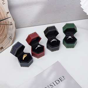 Source manufacturer spot wholesale PU couple watch <b>box</b>, pillow, double watch gift <b>storage</b> accessory, double watch <b>box</b> - Product Image 2