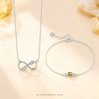 Collier Boucle Infinie et Bracelet Cœur en Argent Sterling S925 Plaqué Or Blanc avec Zirconiums Cubiques pour Femme – Vente en Gros