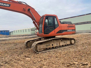 ใช้รถขุดตีนตะขาบ Doosan DH220LC-7 - Product Image 3