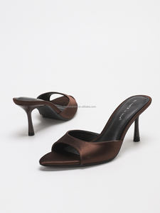 4302A-17 Nouveau Style Sandales Confortables à Petit Talon de 7,5 cm pour <span class=keywords><strong>Femme</strong></span>, Chaussons en Satin à Bout Ouvert pour Usage Quotidien/Bureau Printemps - Product Image 2