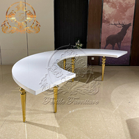 Table de banquet de mariage moderne en gros, en forme de serpent, en MDF, avec plateau en acier inoxydable, durable
