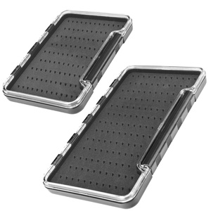 <span class=keywords><strong>Cajas</strong></span> <span class=keywords><strong>de</strong></span> <span class=keywords><strong>pesca</strong></span> con mosca triangulares negras ultrafinas OEM tamaño <span class=keywords><strong>de</strong></span> bolsillo <span class=keywords><strong>de</strong></span> plástico <span class=keywords><strong>de</strong></span> espuma impermeable <span class=keywords><strong>para</strong></span> <span class=keywords><strong>pesca</strong></span> en Río y Lago Stream - Product Image 1