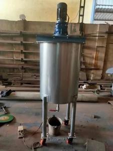 Recipiente de mezcla de acero inoxidable SS con agitador Grado GMP para uso industrial - Product Image 5