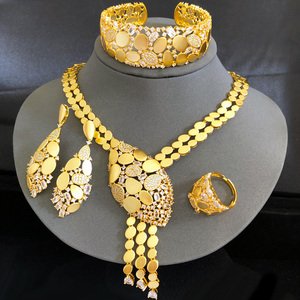 ชุดเครื่องประดับหรูหรา T143A แบบ 4 ชิ้น ประดับพู่ห้อย ดีไซน์ใหม่ทันสมัย ประดับเพชรคิวบิกเซอร์โคเนีย สำหรับผู้หญิง งานแต่งงาน เจ้าสาว สไตล์อินเดีย ไอเดียของขวัญสุดเพอร์เฟกต์ - Product Image 2