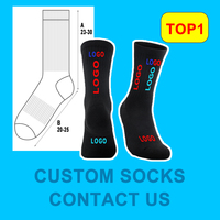 Chaussettes de sport en coton et bambou avec logo personnalisé, conçues pour la course à pied, le basketball, le football, le Pilates, avec grip, pour hommes, fabriquées par un fabricant de chaussettes.
