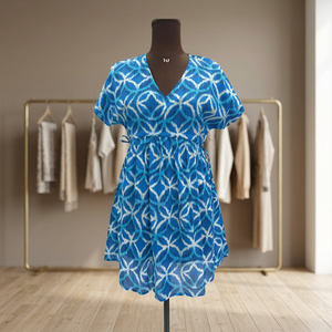 Vestido Casual de Verano para Mujer, al por Mayor, Ecológico, 100% Algodón, Azul, Tejido Estampado, Cuello en V, Manga Corta |   Vestido Mini de Cintura Natural - Product Image 1