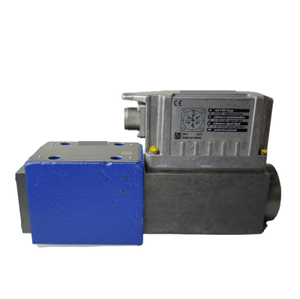 R901411433 4WRPEH10C4B100L-3X/M/24A1 Distributeur directionnel proportionnel à action directe haute réponse - Product Image 1
