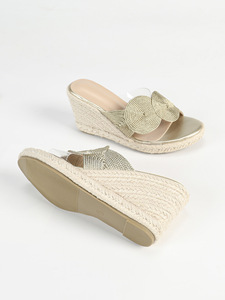 Sandales à talon compensé pour femmes, élégantes et confortables, de style européen et américain, haut de gamme, fabriquées à la main - Product Image 5