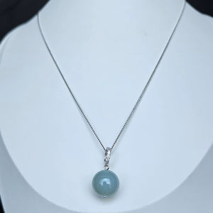 Collier pendentif en jade unisexe certifié NGTC, best-seller, jadeite Paradise, diamant cultivé, argent 925, symbole de l'amour et de la romance - Product Image 1