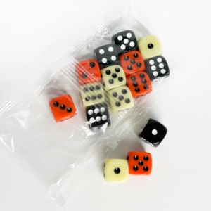 Gioco <span class=keywords><strong>di</strong></span> <span class=keywords><strong>Carte</strong></span> White Castle Personalizzabile, <span class=keywords><strong>Carte</strong></span> da Gioco in Plastica, Carta, Legno, Perfette per Regali e Vendita all'Ingrosso a Negozi <span class=keywords><strong>di</strong></span> Giochi - Product Image 3