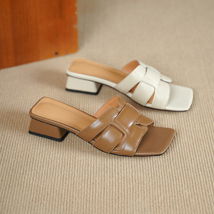 Sandalias de Verano, Estilo Nuevo, de Cuero, Cómodas, Sencillas, Suaves, con Punta Cuadrada, Tacón Bajo y Grueso, Impermeables - Product Image 6