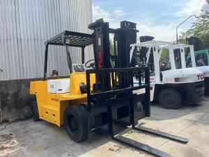 Montacargas Diésel Usado TCM de 7 Toneladas, Contrapesado, Motor Japonés, 3 Toneladas, Altura de Elevación de 3m, Mástil de Tres Etapas para Almacén - Product Image 6