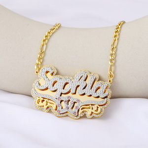 <span class=keywords><strong>Collana</strong></span> con <span class=keywords><strong>Nome</strong></span> Personalizzato WinWinWin, Placcata Oro Bicolore, Gioiello 3D con <span class=keywords><strong>Nome</strong></span> Personalizzato - Product Image 1