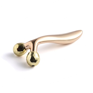 Outil de massage facial manuel en métal de haute qualité en forme de Y avec double rouleau à billes - Product Image 5