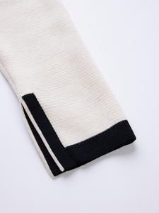 <span class=keywords><strong>Abrigo</strong></span> de cárdigan de lana fina <span class=keywords><strong>beige</strong></span> clásico para mujer Bio-Degradable con manejo de estampado de Desaparición - Product Image 5