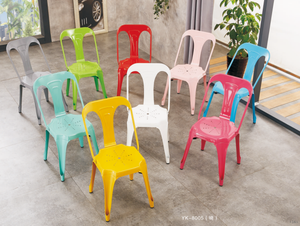 Silla de Bar de Estilo Industrial Moderno, Color Personalizado, Diseño Apilable y Resistente para Uso Doméstico y Comercial - Product Image 4