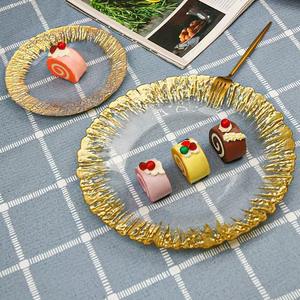 Assiettes <span class=keywords><strong>de</strong></span> service <span class=keywords><strong>de</strong></span> luxe créatives en gros, bord doré, cristal, vaisselle <span class=keywords><strong>de</strong></span> traiteur, style texture écorce, assiettes <span class=keywords><strong>de</strong></span> <span class=keywords><strong>cuisine</strong></span> - Product Image 3