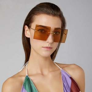 2019 mode luxe marque métal carrés nuances sans monture claires lunettes de soleil femmes surdimensionnées - Product Image 1