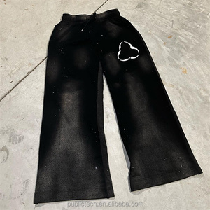 Pantalones de chándal de gran tamaño lavados con ácido, pantalones de diamantes de imitación, pantalones de chándal acampanados cortados y cosidos para hombre - Product Image 1