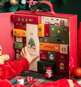 Boîte-cadeau <span class=keywords><strong>de</strong></span> <span class=keywords><strong>calendrier</strong></span> <span class=keywords><strong>de</strong></span> <span class=keywords><strong>l</strong></span>'<span class=keywords><strong>avent</strong></span> <span class=keywords><strong>de</strong></span> Noë<span class=keywords><strong>l</strong></span> en carton rigide <span class=keywords><strong>de</strong></span> luxe personnalisée, laminée mate avec rabat magnétique et nœud pour bougies - Product Image 2