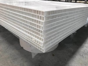 Panneaux composites en nid d'abeille à surface lisse enduits <span class=keywords><strong>de</strong></span> gel, <span class=keywords><strong>prix</strong></span> bas, panneaux en <span class=keywords><strong>fibre</strong></span> <span class=keywords><strong>de</strong></span> <span class=keywords><strong>verre</strong></span> à vendre - Product Image 3