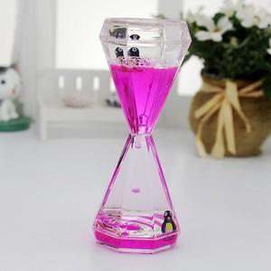 Yu Mo - Adorno Acrílico con Aceite de Diamantes en Forma de Reloj de Arena, Decoración Líquida Colorida para el Hogar u Oficina, Regalo para Mayores de 14 Años - Product Image 3