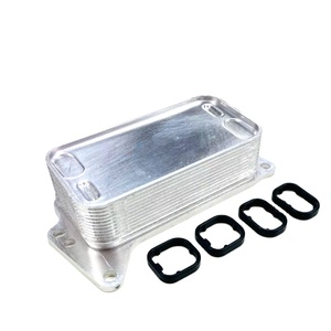 Enfriador de aceite de motor 11428507627 70377355 para BMW Serie 3 <span class=keywords><strong>Touring</strong></span> E91 - Product Image 1