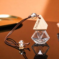 Mini flacon diffuseur de parfum en verre transparent de 8 ml, formes multiples, pour voiture, avec bouchon en bois, mignon et pratique