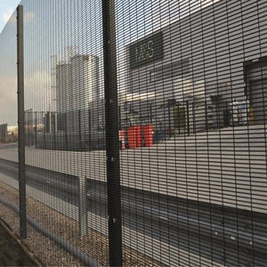 Paneles de Cerca para Jardín - Bajo Mantenimiento, Fácil Montaje, Duraderos, Ecológicos, Altamente Seguros, Anti-Robo, Anti-Escalada, Seguridad para Patios - Product Image 2