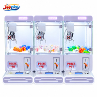 Mini machine à griffes commerciale blanche, machine à griffes de table pour petits jouets en peluche, machine à prix de jeu d'arcade, fabricant et fournisseur