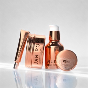 Emballage cosmétique en aluminium brillant pour ensemble cosmétique de luxe exclusif, pot et flacon en aluminium - Product Image 1