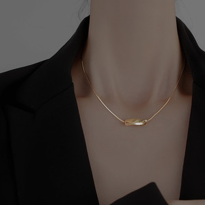 Geometric Pattern Necklace For Women Simple Elegant Clavicle Chain Daily Wear Silver Plated Fashion Jewelry - Product Image 2