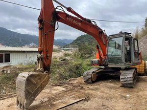 Moteur japonais original utilisé Hitachi120 Excavator Machinery d'occasion 12 tonnes Diggers Hitachi Zx120 - Product Image 4