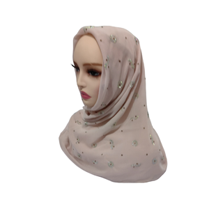 Foulard en viscose de style malaisien strass motif rayé jersey pour l'été 110*110 personnalisé en gros - Product Image 1