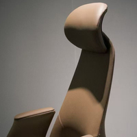 Chaises pivotantes élégantes de président en cuir véritable Mobilier de direction commercial moderne personnalisé immeuble de bureaux