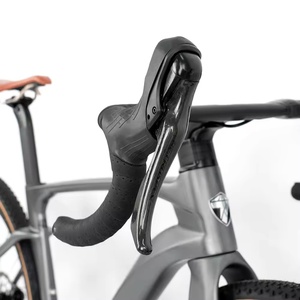 Vélo de route sportif léger et écologique 24 vitesses Gravel V3 avec freins à disque hydrauliques Flat-mount, cadre entièrement en fibre de carbone et aluminium - Product Image 6