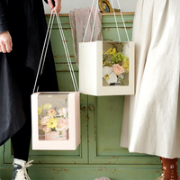 Boîte à fleurs écologique recyclable en papier rigide pour roses à longue tige, transport sécurisé pour les achats en gros