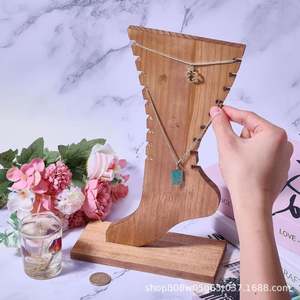 แท่นวางสร้อยคอไม้เนื้อแข็ง สีเรโทร แบบตั้งพื้น ชิ้นเดียว สำหรับใช้ในบ้านหรือหน้าต่าง - Product Image 4