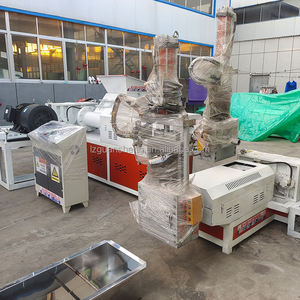 Process de production de granulés de plastique à partir de tissus recyclés, machine principale et secondaire pour la fabrication de granulés de plastique, granulateur pour la production de granulés de plastique. - Product Image 4